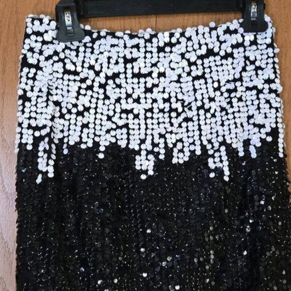 Women's French Connection black short skirt w/white& black Sequins Size 4 - Picture 1 of 8